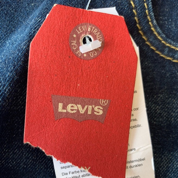 Levi's 505 Comfort Stretch Regular Fit Shorts W 40 - Picture 8 of 12